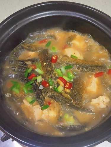 泥鳅炖豆腐_泥鳅炖豆腐的做法